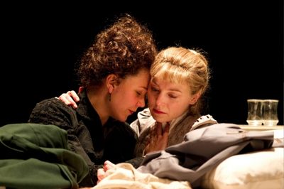 Maggie Gyllenhaal and Juliet Rylance Photo